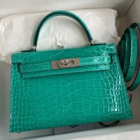 Hermes Kelly Mini II Sellier Handmade Bag In Vert Jude Shiny Alligator Leather Hermes Kelly Mini II Sellier Handmade Bag In Vert Jude Shiny Alligator Leather