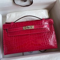 Hermes Kelly Pochette Handmade Bag In Rose Extreme Shiny Alligator Leather Hermes Kelly Pochette Handmade Bag In Rose Extreme Shiny Alligator Leather