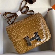 Hermes Constance 18 Handmade Bag In Beige Shiny Alligator Leather Hermes Constance 18 Handmade Bag In Beige Shiny Alligator Leather