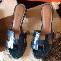 Hermes Oasis Sandals In Blue Shiny Niloticus Crocodile Hermes Oasis Sandals In Blue Shiny Niloticus Crocodile