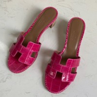 Hermes Oasis Sandals In Rose Red Shiny Niloticus Crocodile Hermes Oasis Sandals In Rose Red Shiny Niloticus Crocodile