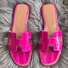 Hermes Oran Sandals In Rose Shiny Niloticus Crocodile Hermes Oran Sandals In Rose Shiny Niloticus Crocodile