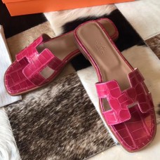 Hermes Oran Sandals In Rose Scheherazade Shiny Niloticus Crocodile Hermes Oran Sandals In Rose Scheherazade Shiny Niloticus Crocodile
